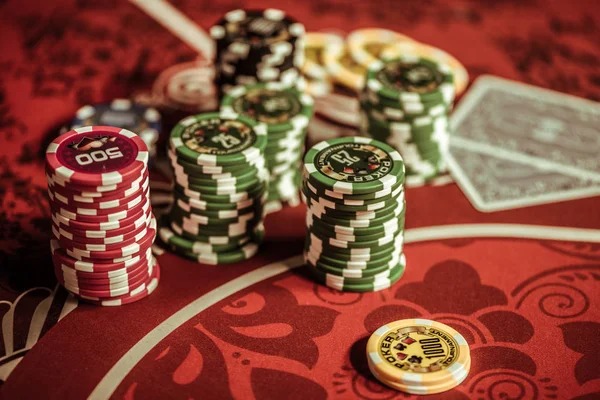 Result confirmation and payout